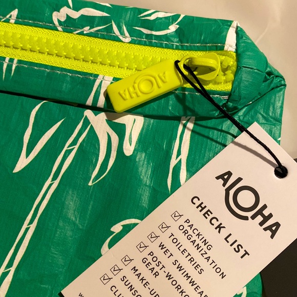 COPY - *Limited Ed.* Aloha Collection 9-Year Anniversary Pouch 🌴 Nine Palms Clu… - Picture 9 of 11